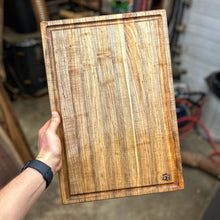 Load image into Gallery viewer, Cutting Board - Figured Maple